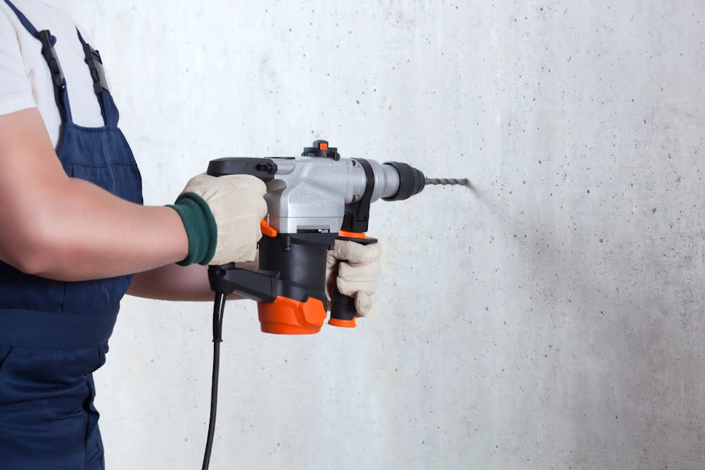 How to Use a Hammer Drill HSS Blog