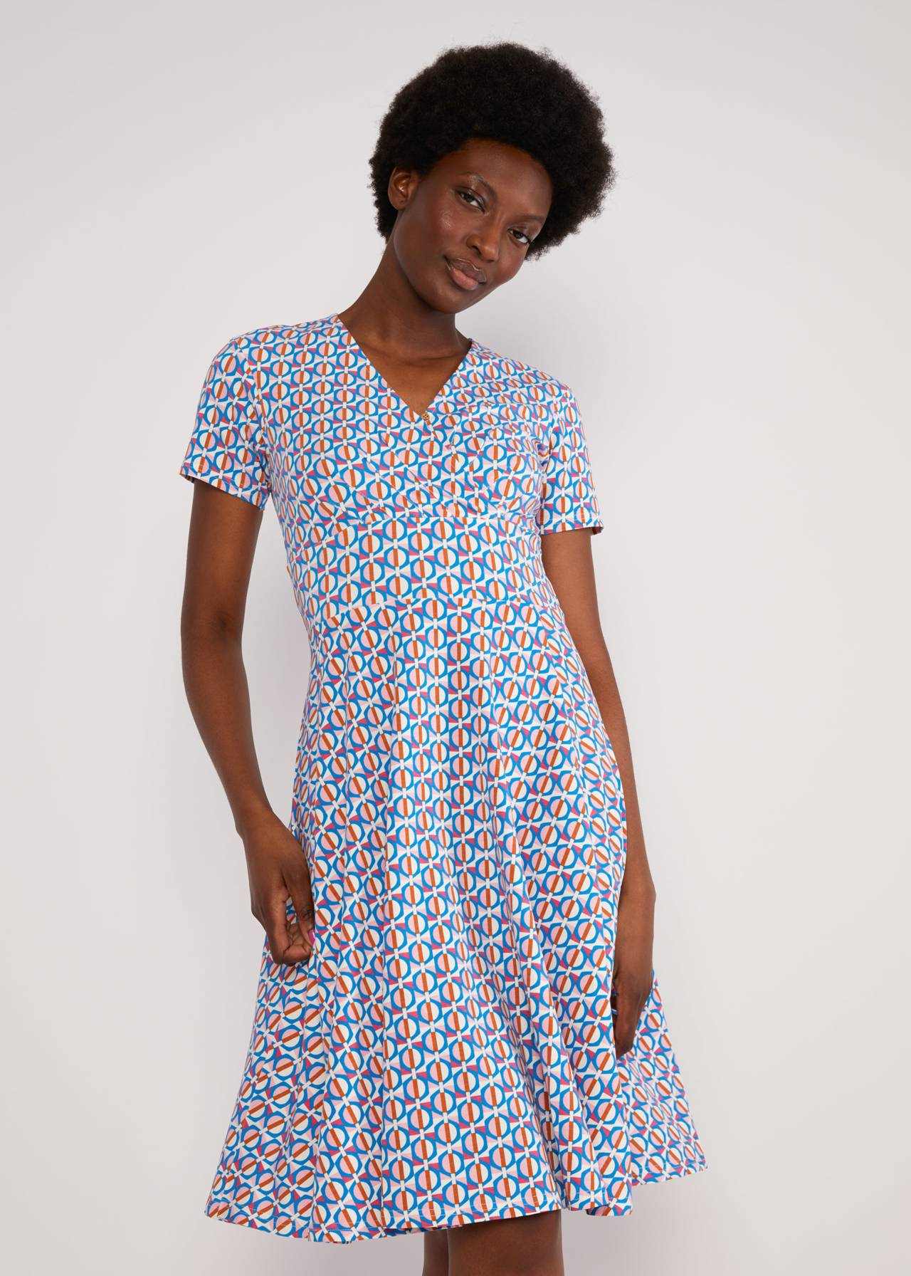 Produktdetailseite für Freizeitkleid „Shalala Tralala Blau“ aufrufen