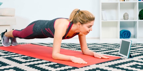 Fitnessbekleidung und Fitnessausrüstung online kaufen