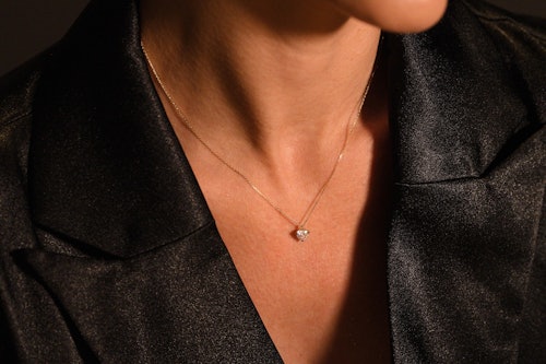 Collier CLEOR en forme de Cœur est en Or 375/1000 Jaune et Oxyde