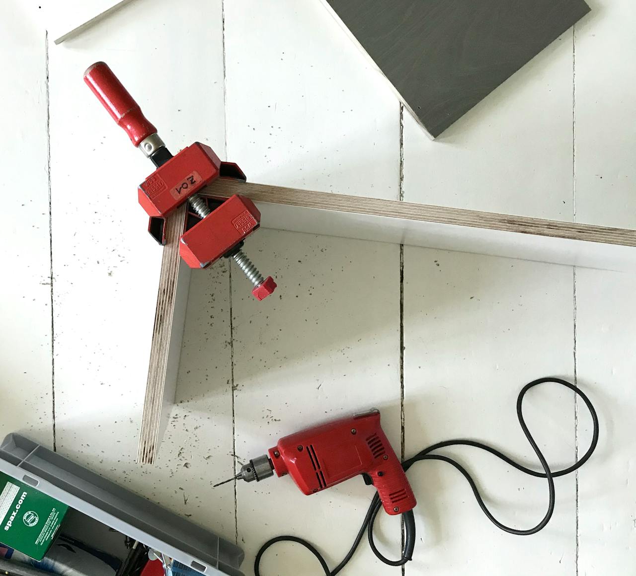 DIY Birken-Regal aus Sperrholz