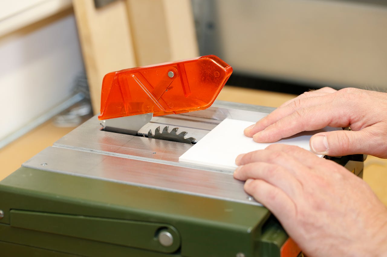 Gewusst Wie Acrylglas Plexiglas Schneiden I Modulor