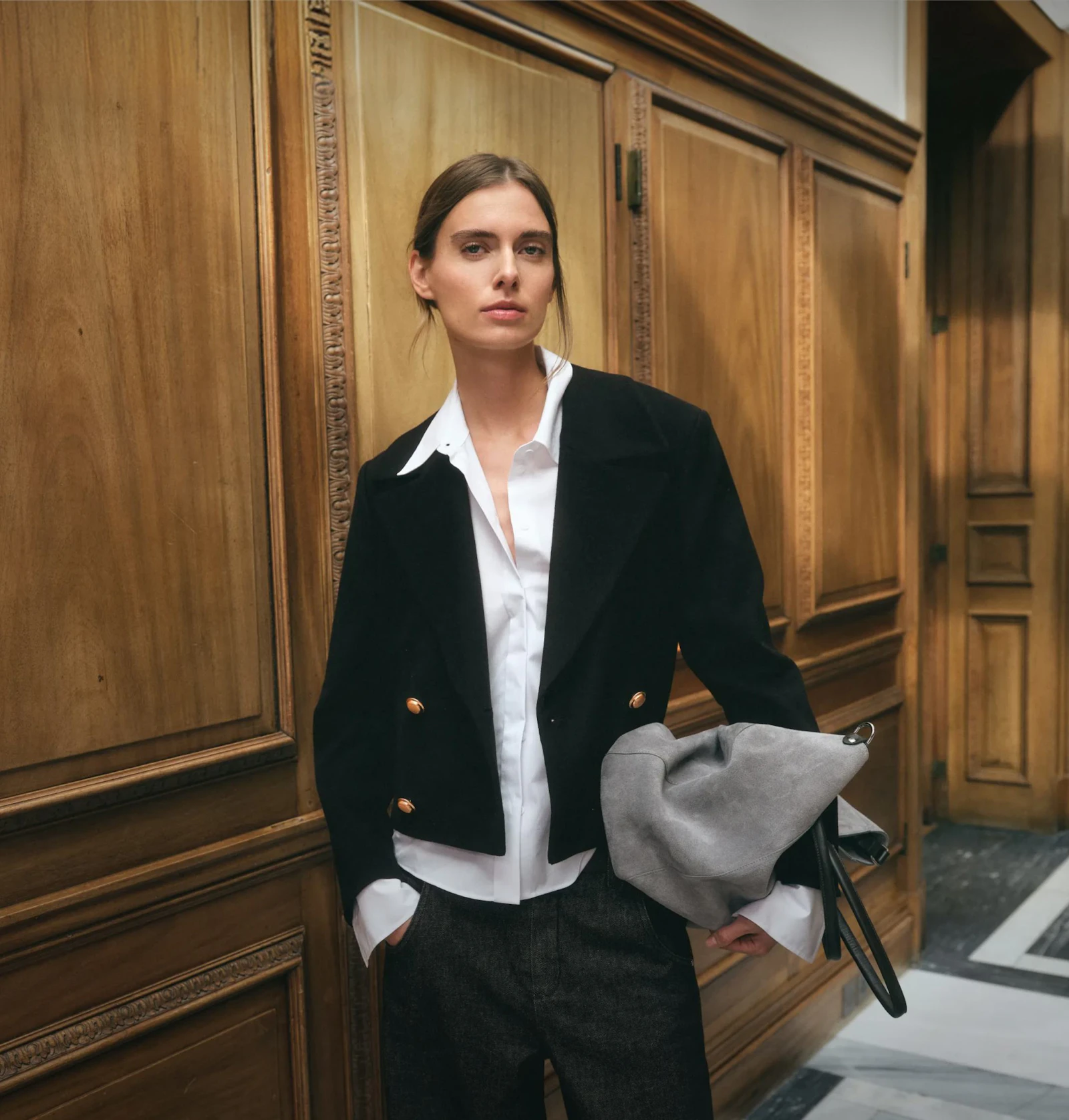 Windsor women white shirt with black blazer jacket