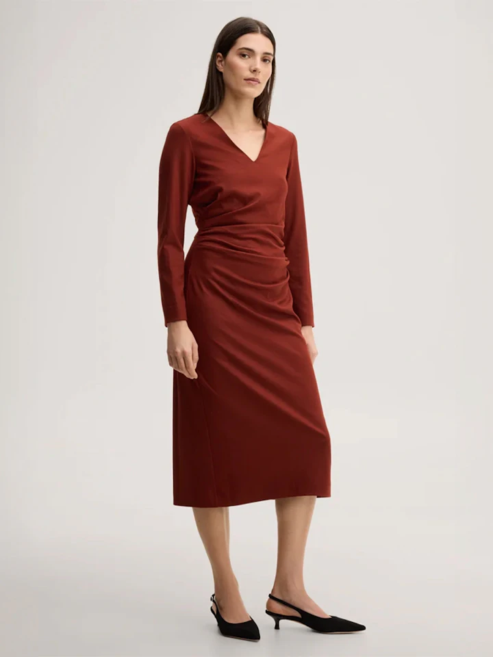 windsor women flannel wool jersey sheath dress in dark red