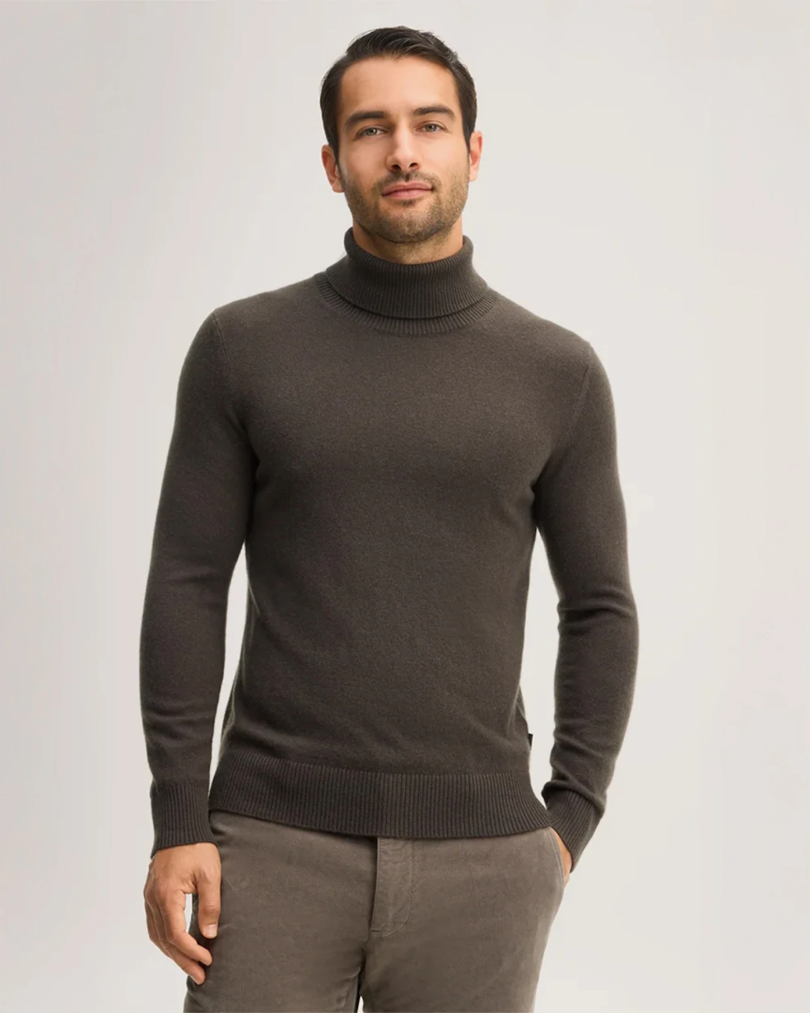 windsor herren Cashmere-Rollkragen-Pullover in Oliv
