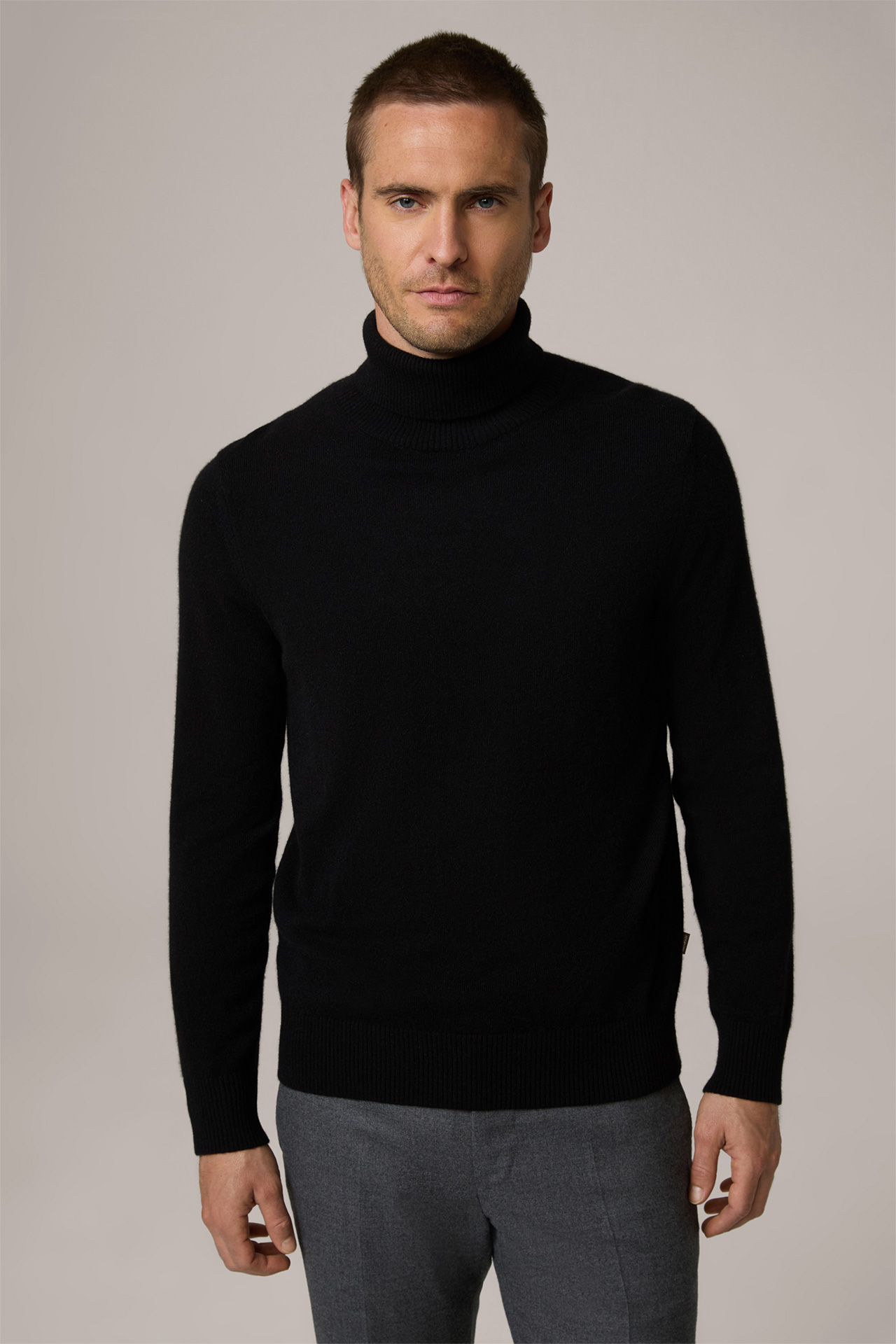 Cashmere-Rollkragen-Pullover Cashmono in Schwarz