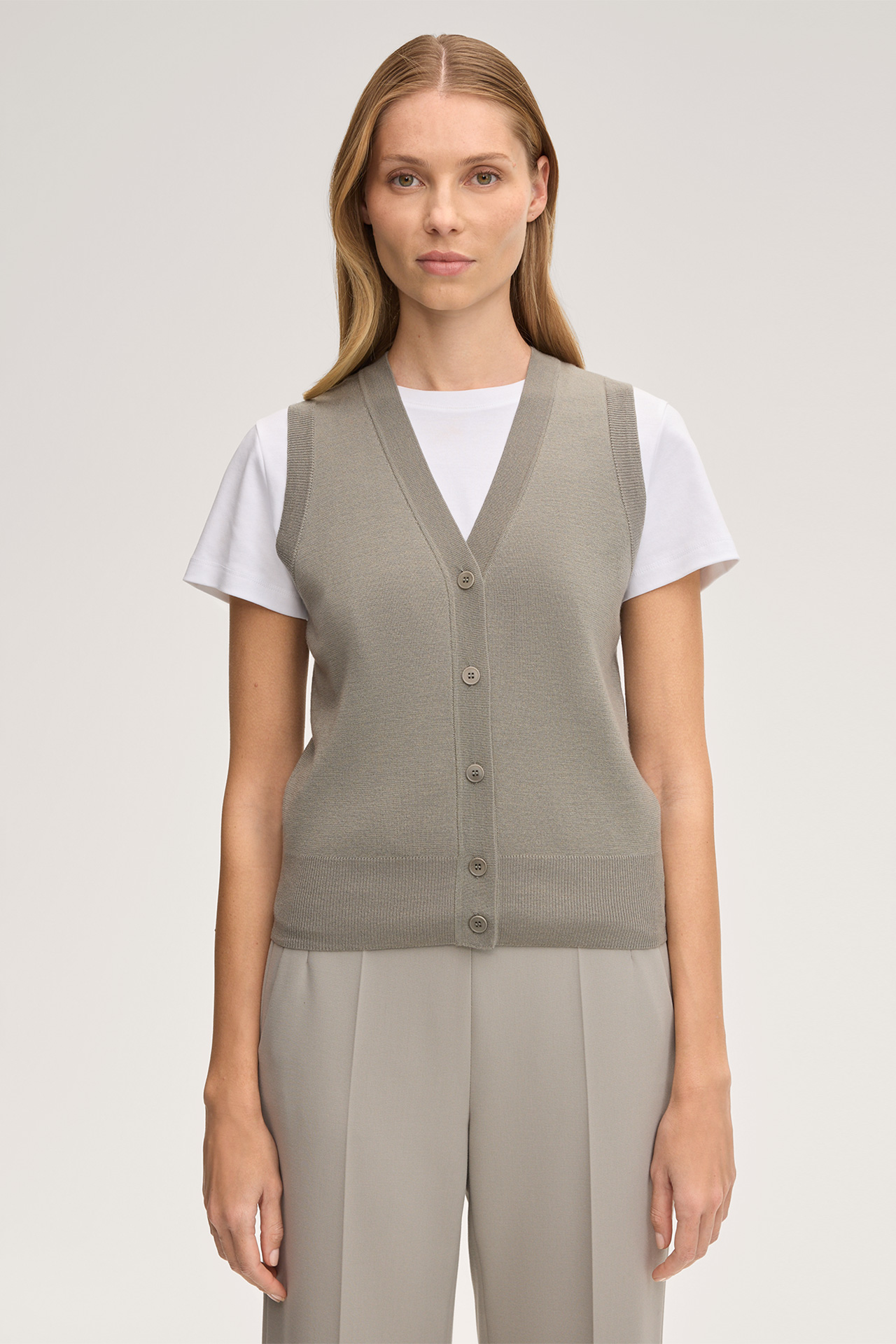 Haut cardigan en mélange de laine vierge et soie, en greige