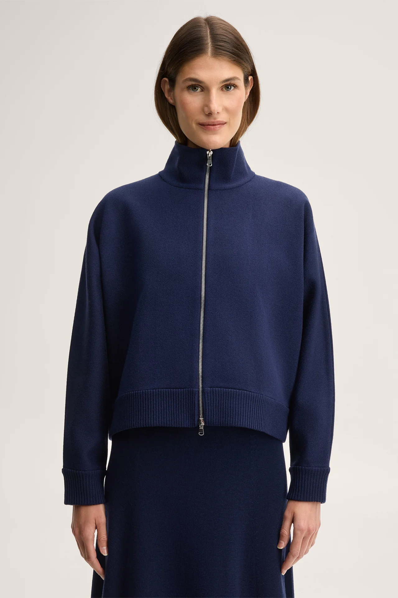 Cardigan en maille mérinos bleu foncé