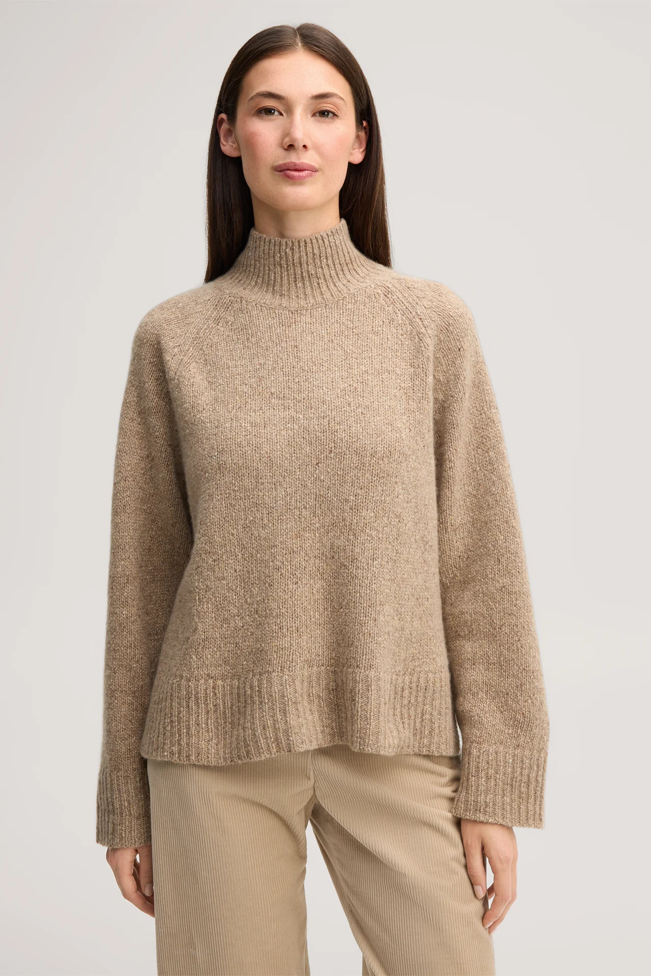 Tweed-Cashmere-Stehkragen-Pullover in Beige