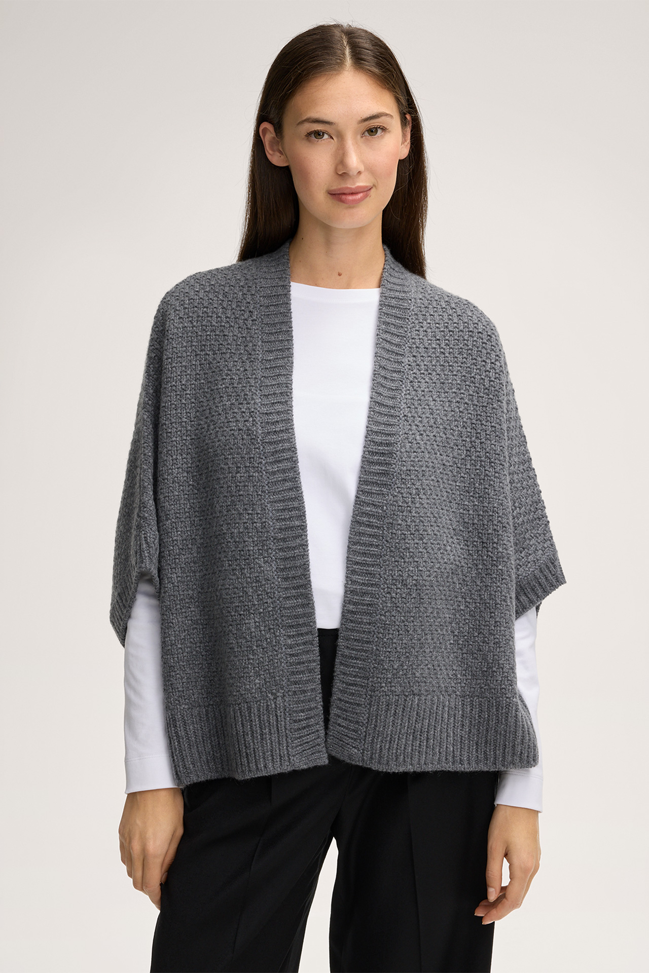 Cashmere Cape in Grey