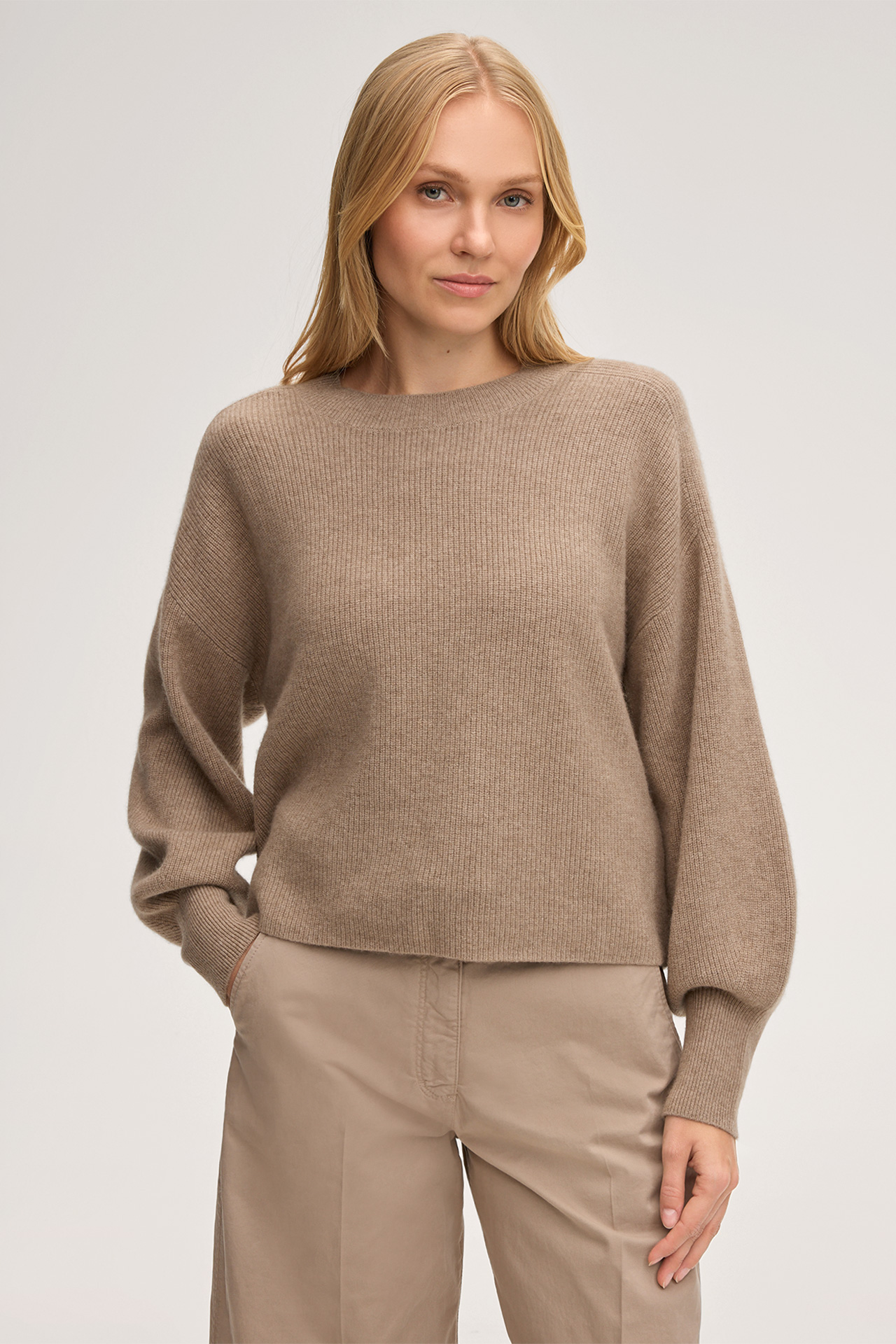 Pull-over en cachemire, couleur beige