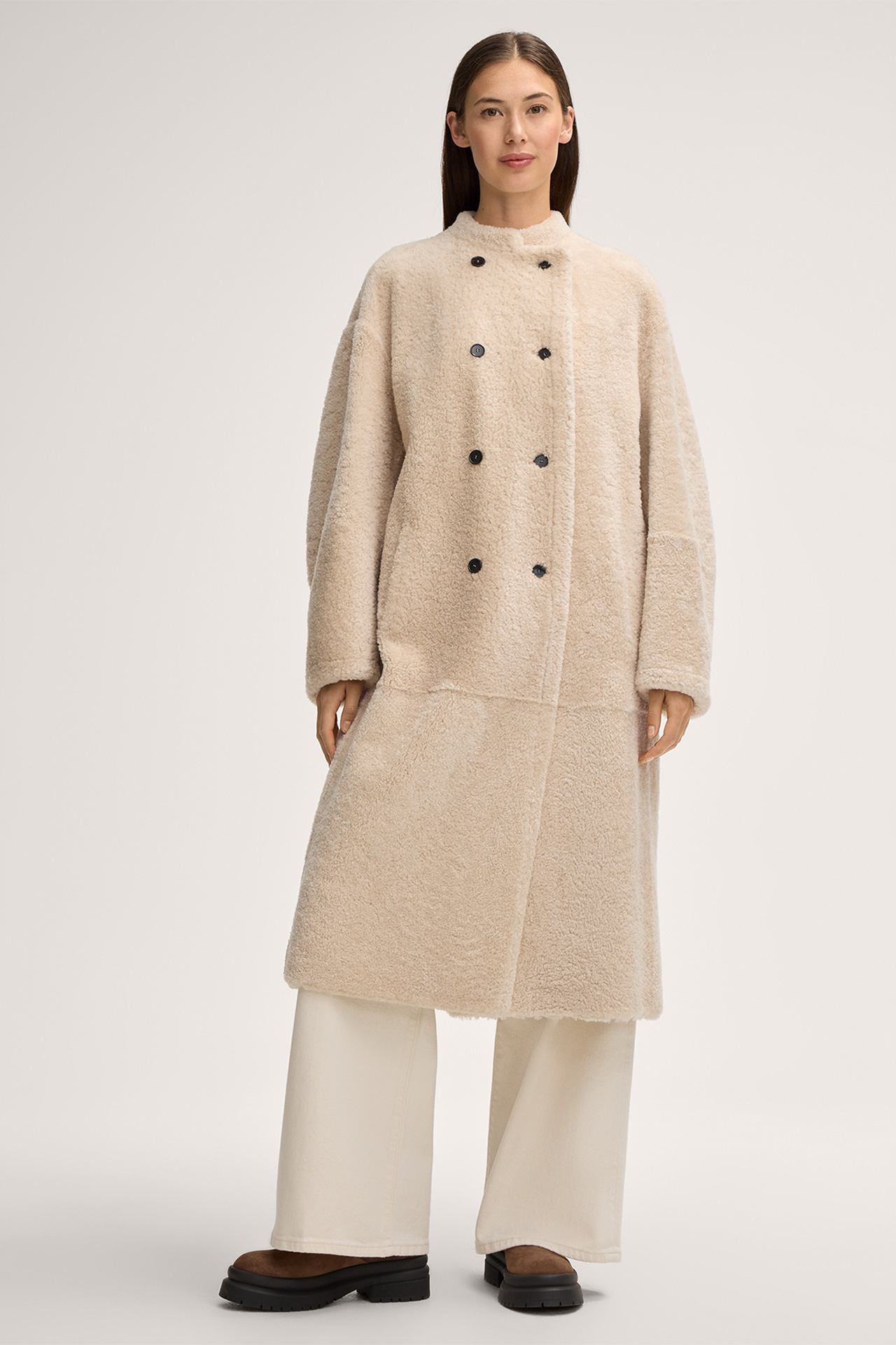 Double-breasted Lambskin City Coat in Cream