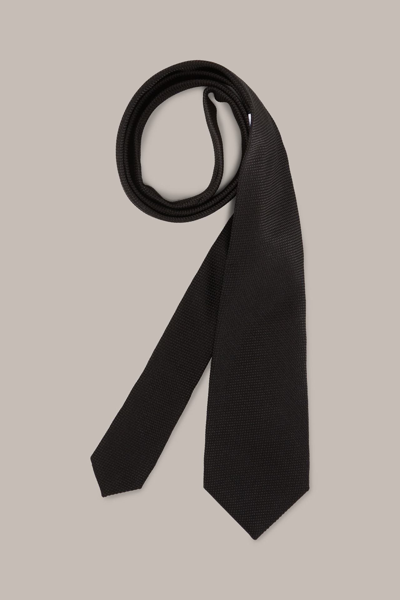 Silk Tie with Cotton in a Black Pattern