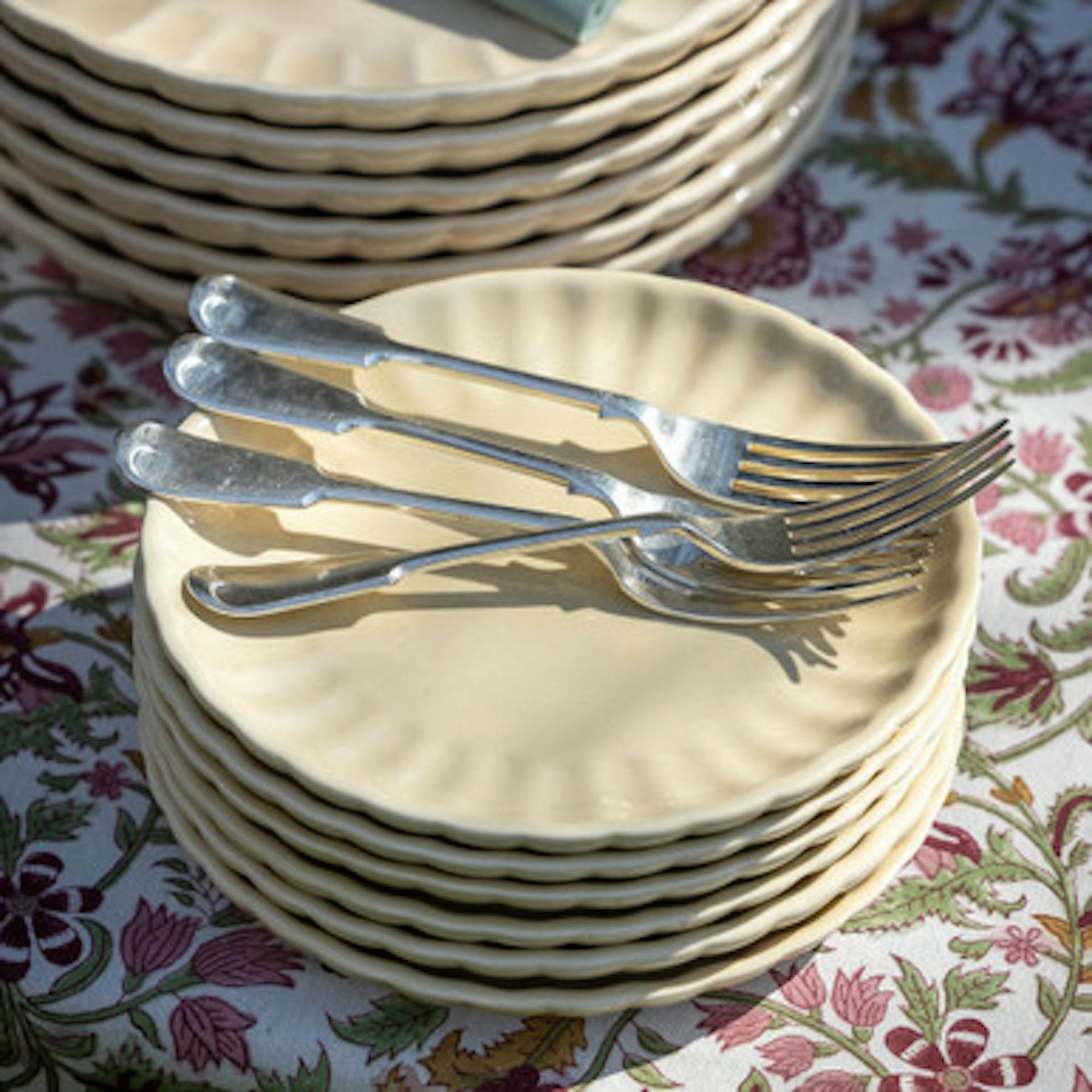 Thumbprint Plates - Cream