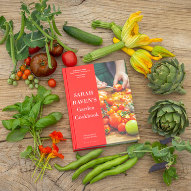 Sarah Raven's Garden Cookbook