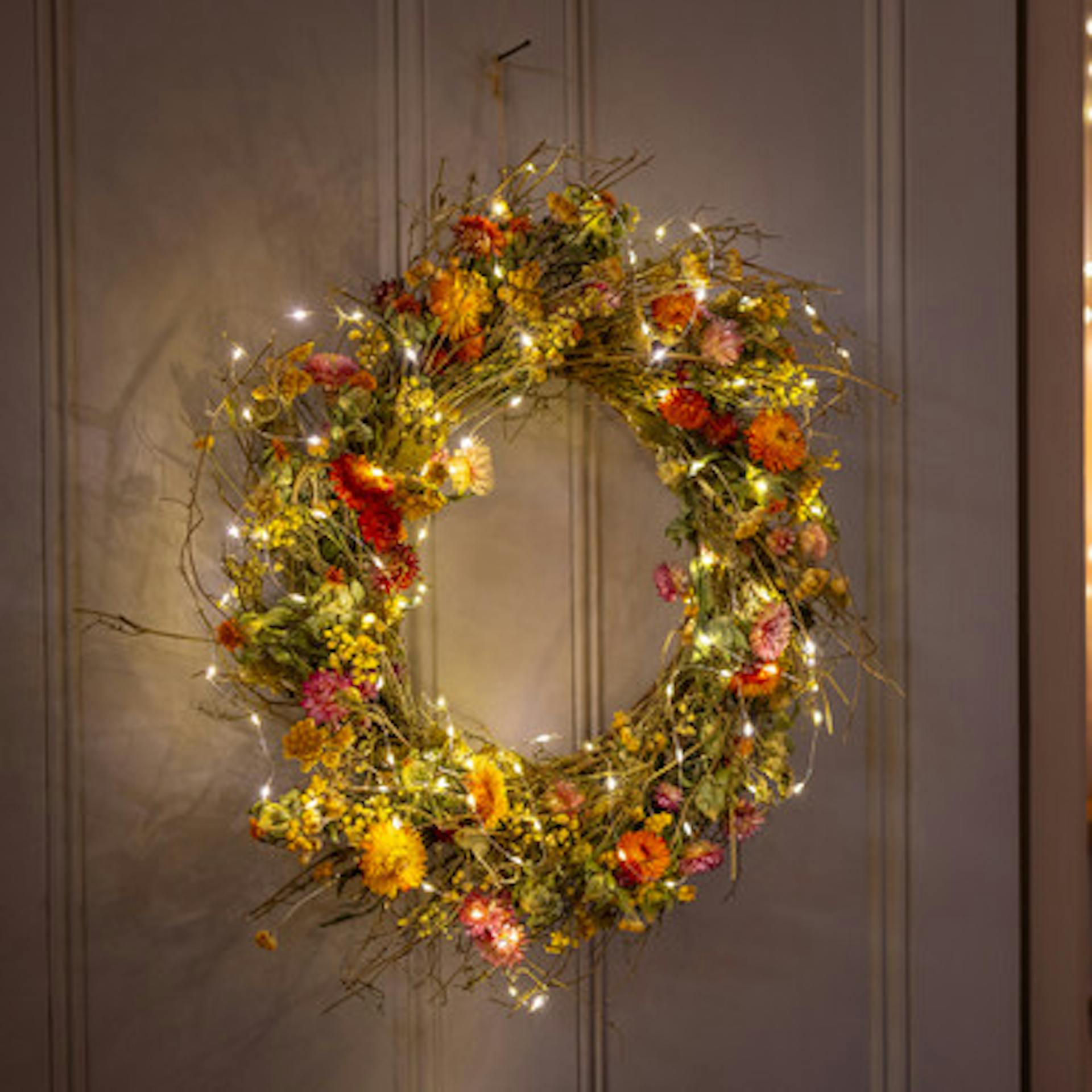 Strawflower & Hops Wreath