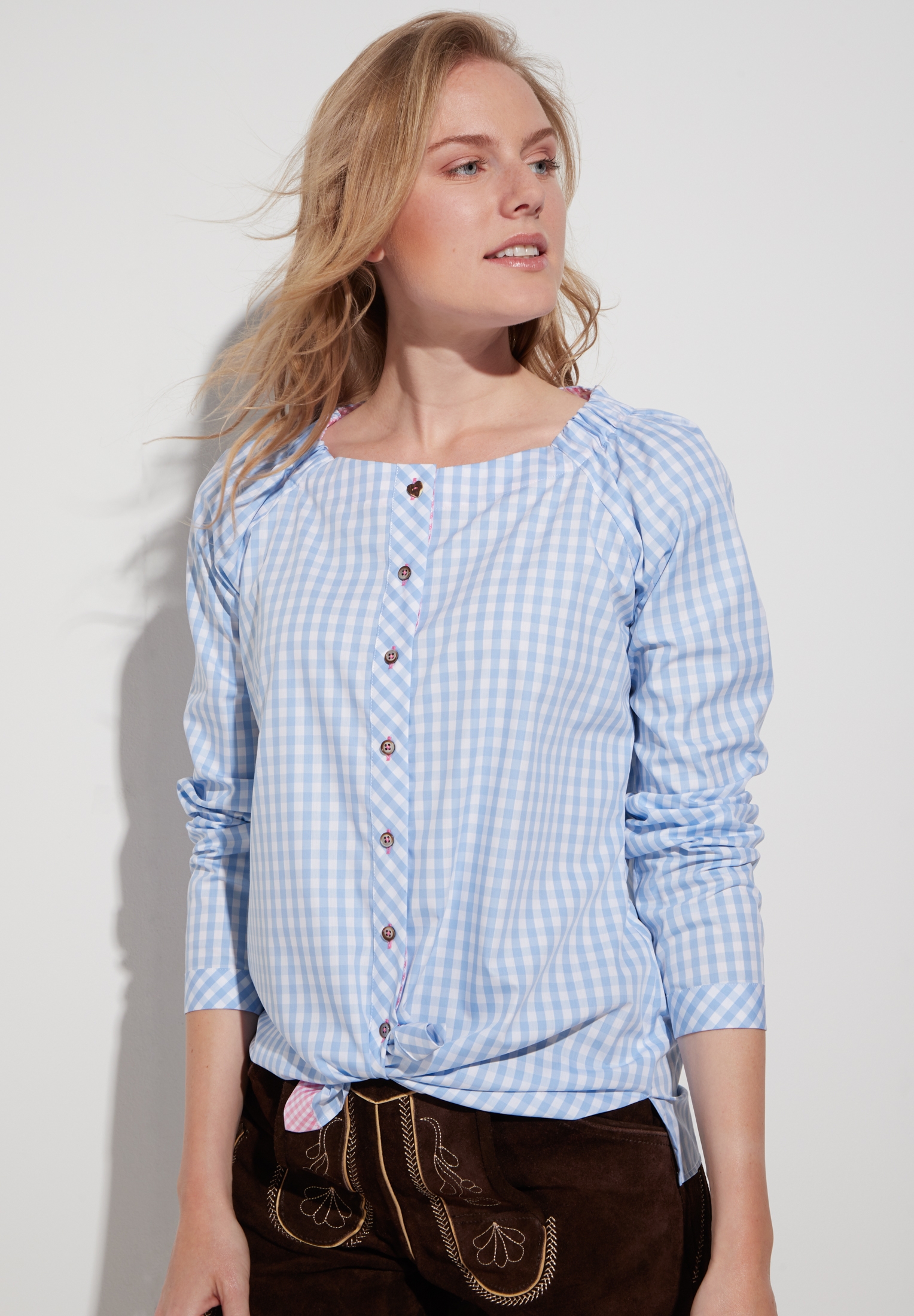 trachtenbluse modern