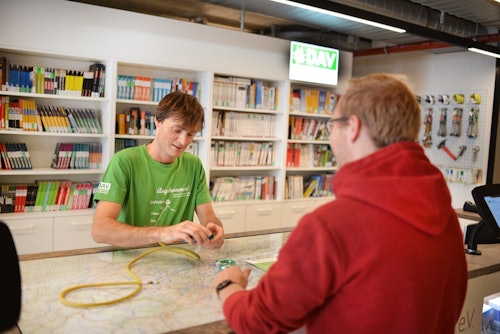 Neue-DAV-Servicestelle-Schuster
