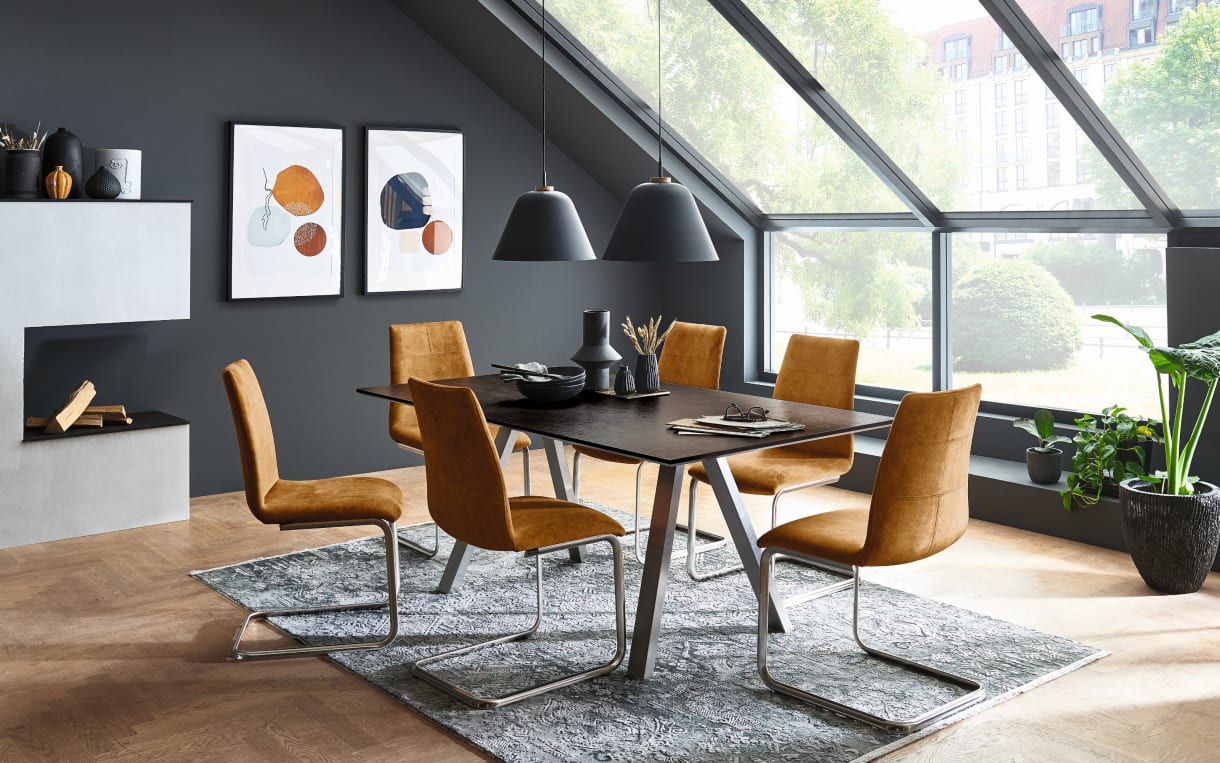 Stuhlgruppe Dennis/ET158 Klu in cognac
