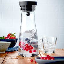 Karaffe aus Glas