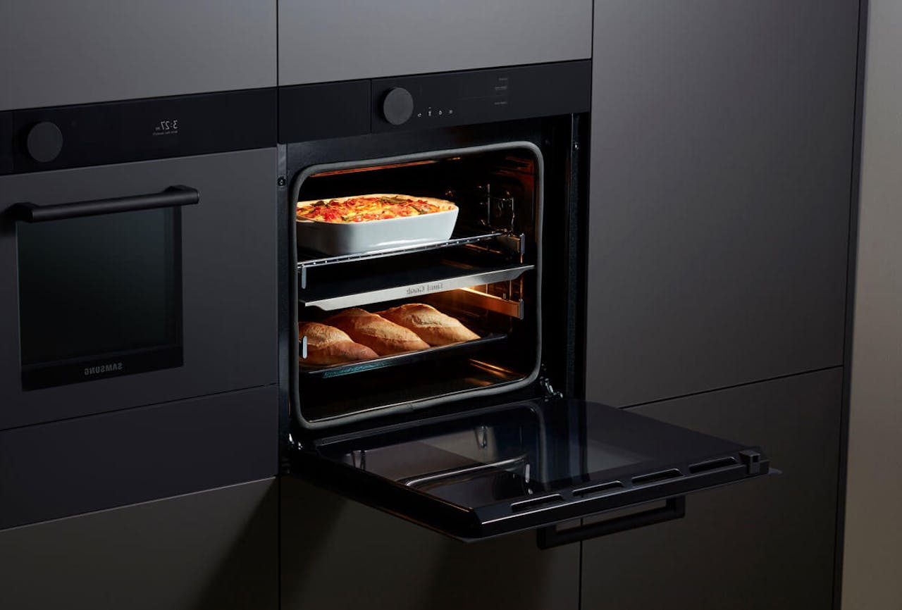 Moderner Backofen Samsung