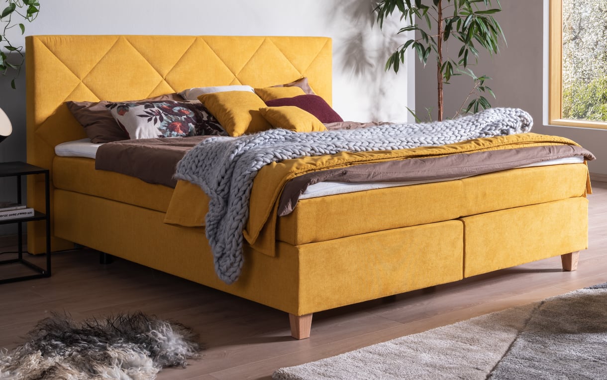 Boxspringbett Pallas in senfgelb, Liegefläche ca. 180 x 200 cm