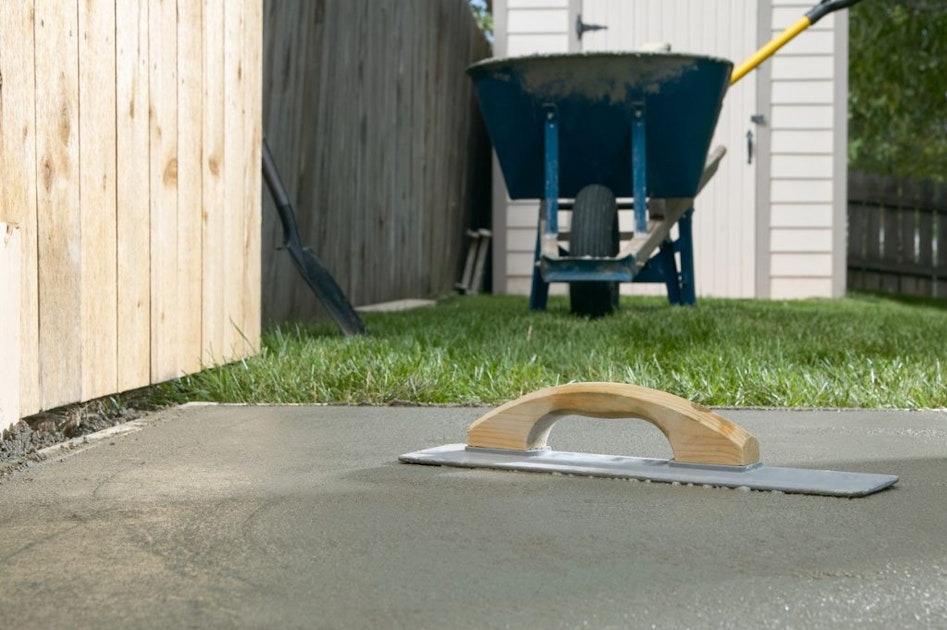 A stepbystep guide to laying a concrete shed base HSS Hire