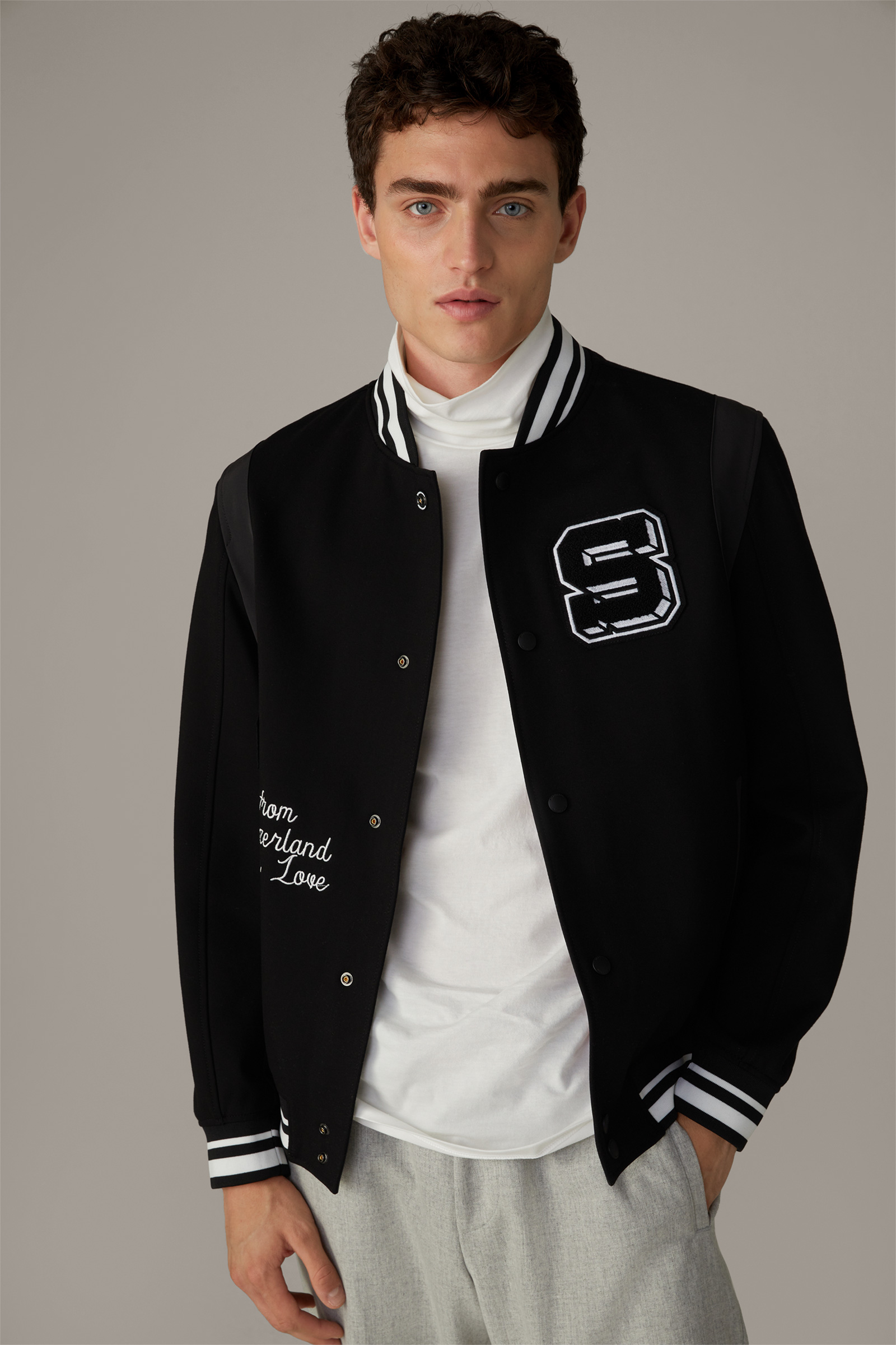 Alle Looks von Strellson jetzt im Online Shop entdecken.
