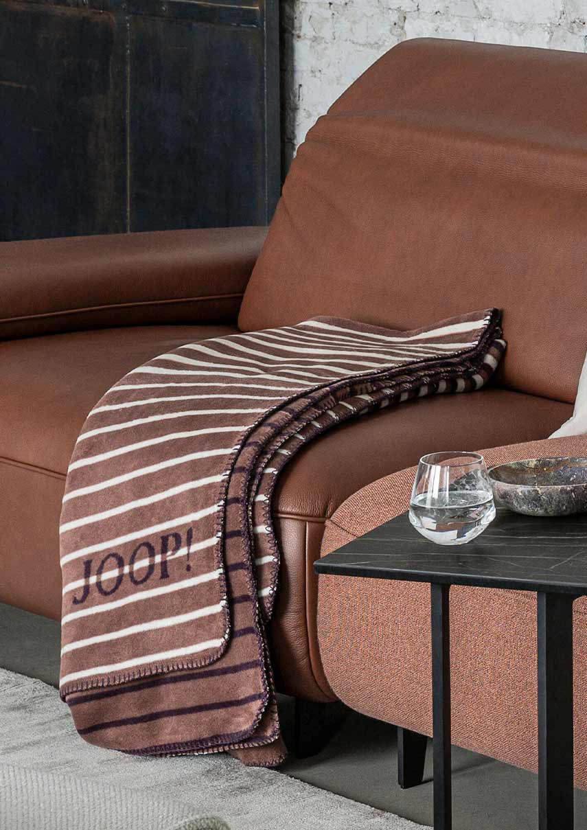 joop-living-blanket-in-stripes-orange-white