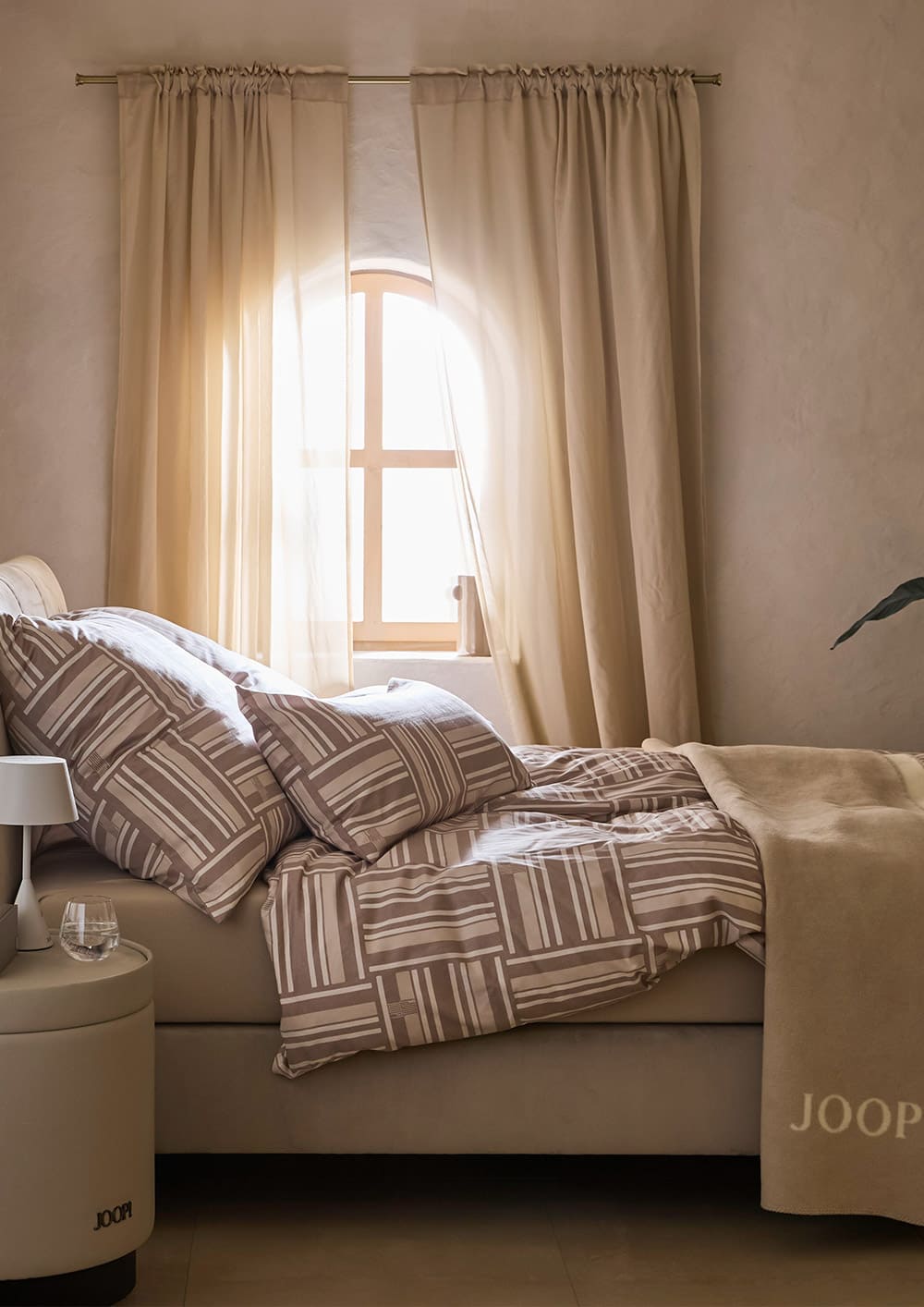 joop living bettwäsche in beige tönen mit gestreiftem muster