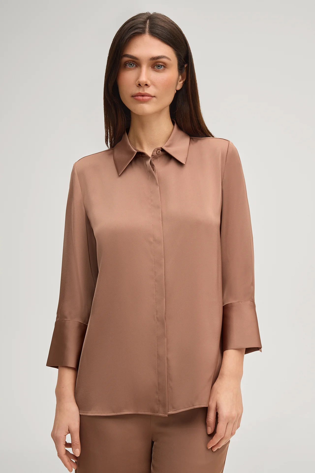 Bärbel satin shirt blouse in light brown