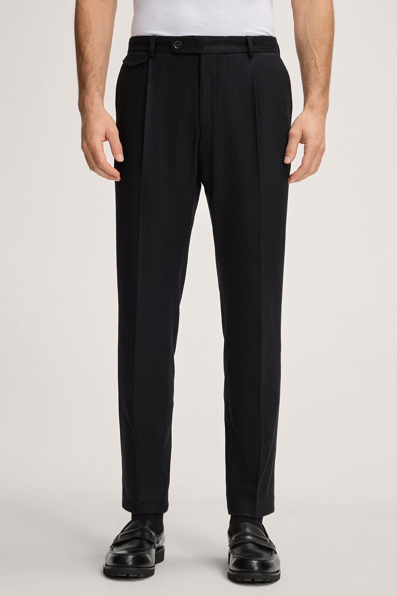 Cashmere-Baukasten-Hose Silvi mit Bundfalte in Schwarz