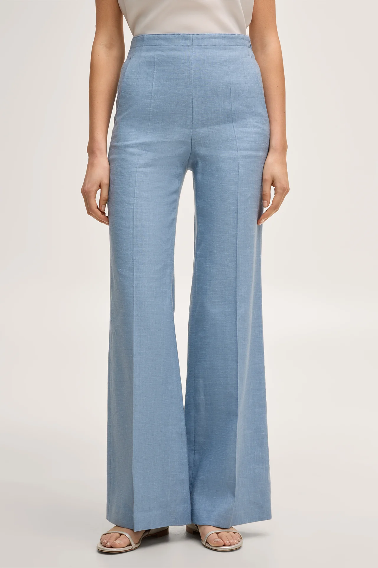 Leinenstretch-Marlene-Hose in Hellblau
