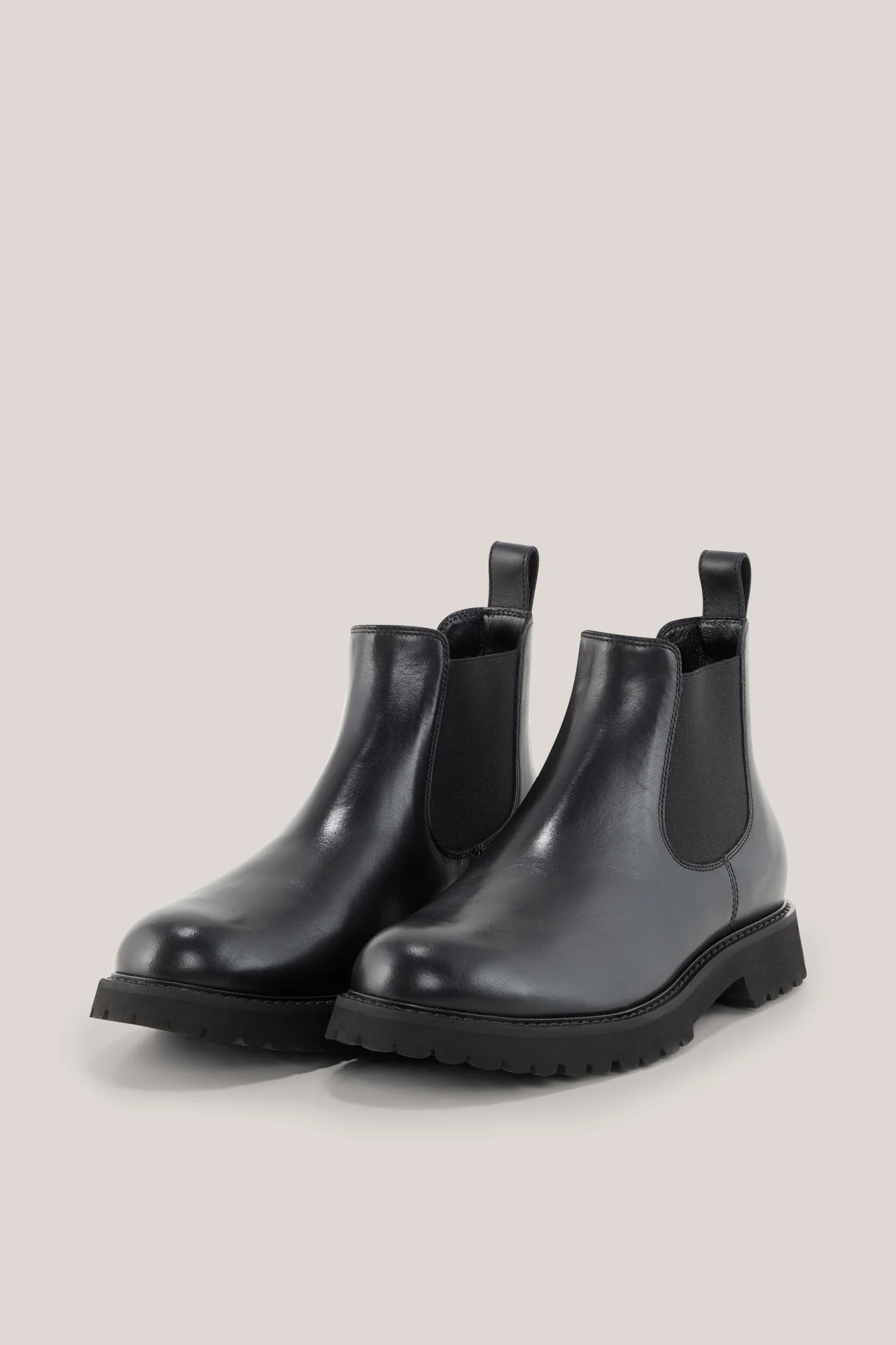 Black calfskin ankle boots by Unützer
