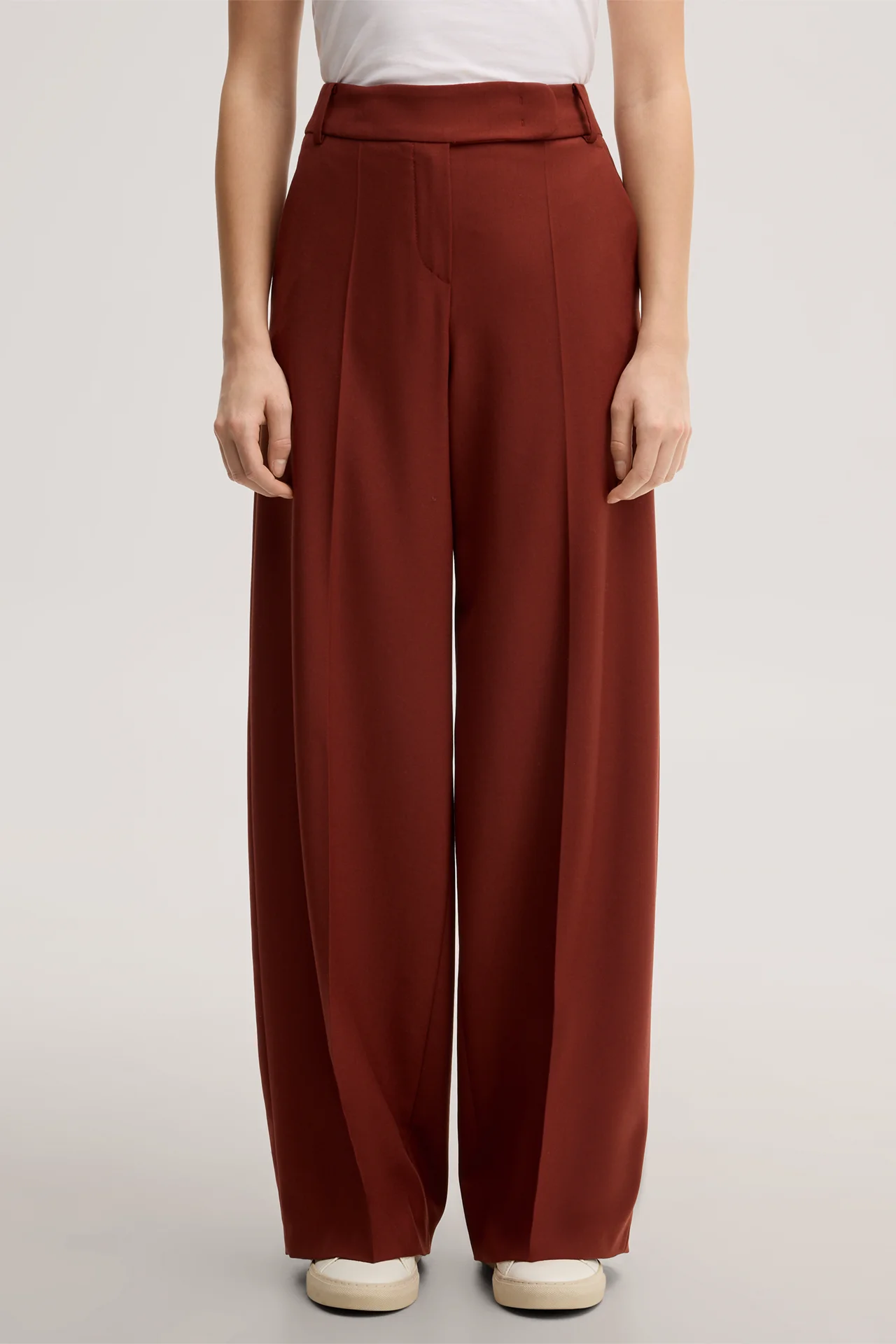 Schurwoll-Twill-Palazzo-Hose in Dunkelrot