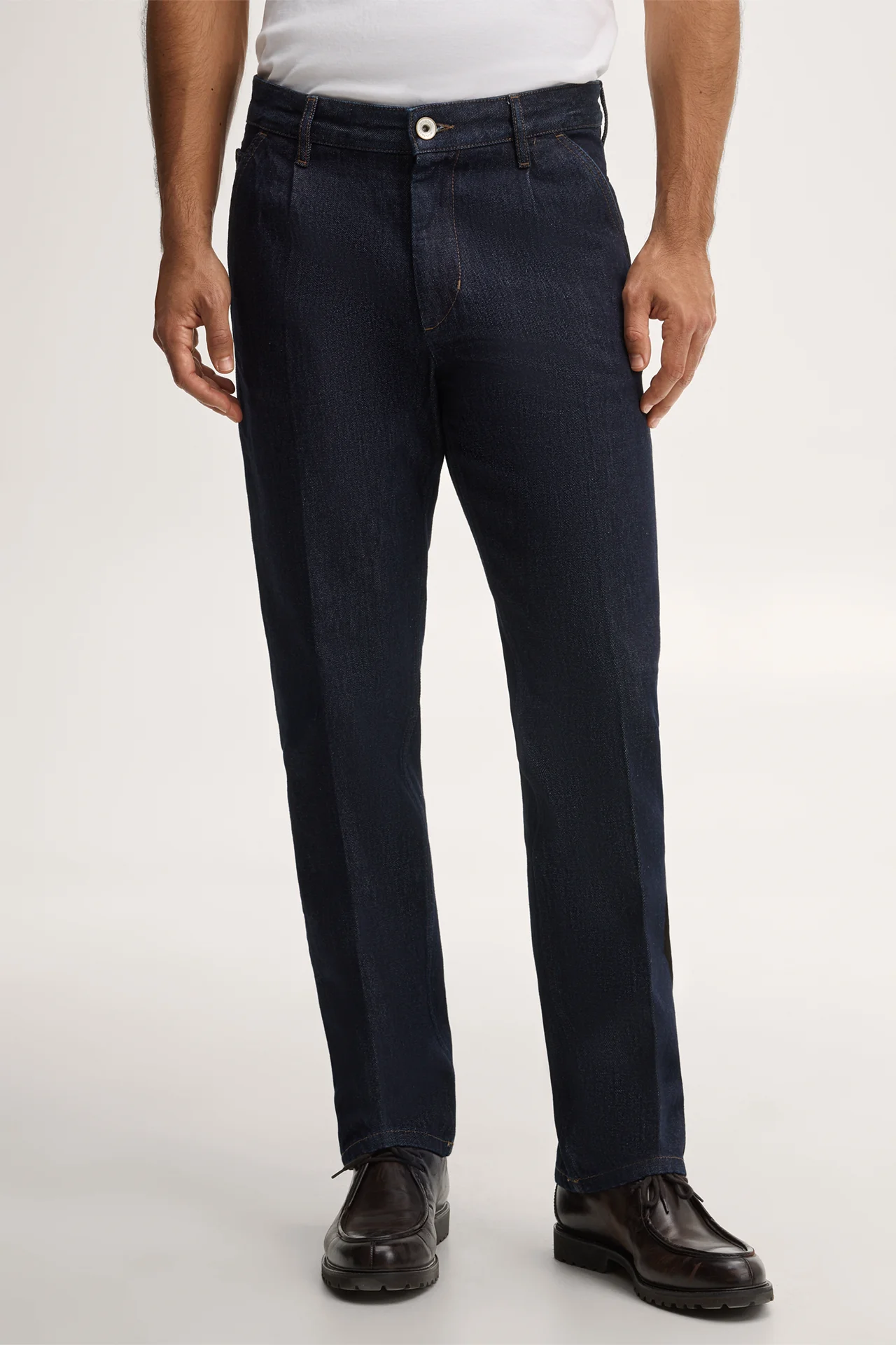 Jeans in Dunkelblau