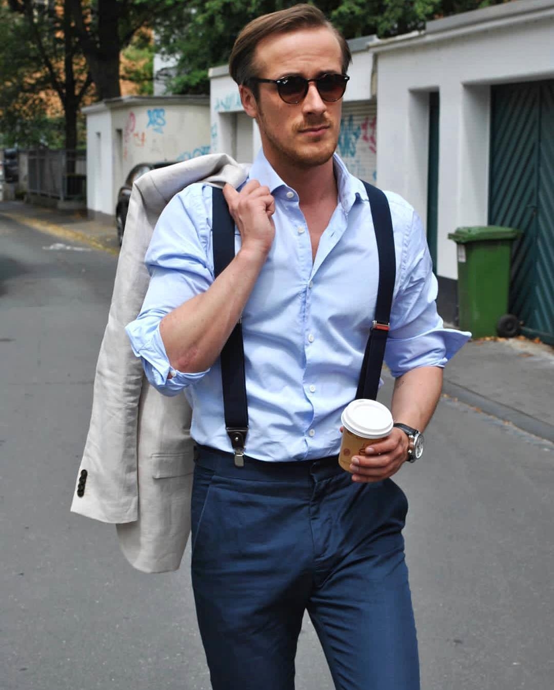 3 Wege Ein Blaues Hemd Zu Stylen