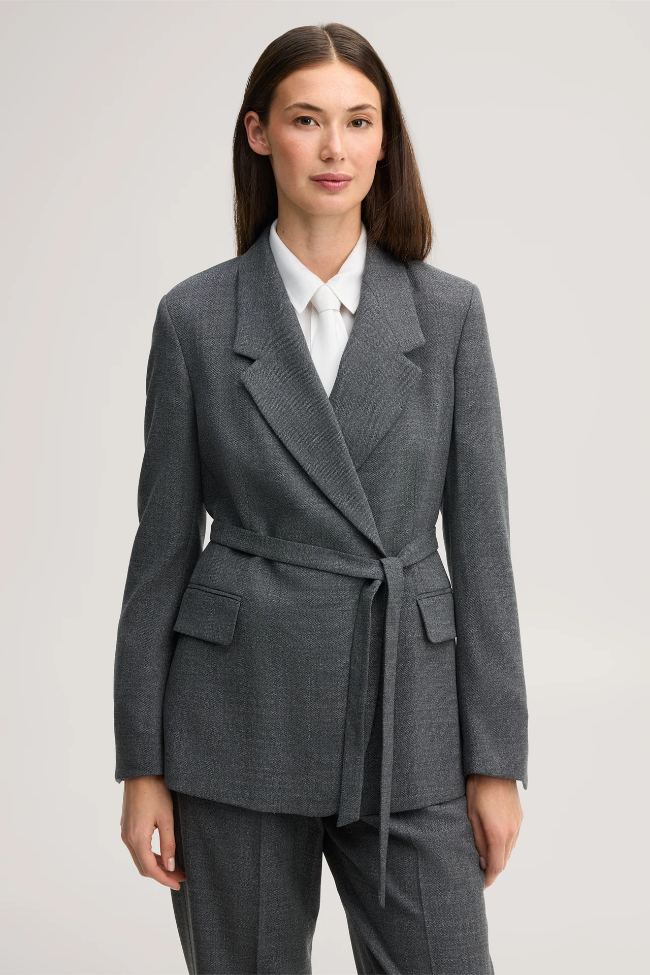 Schurwoll-Blazer mit Mouline Struktur und Gürtel in Dunkelgrau